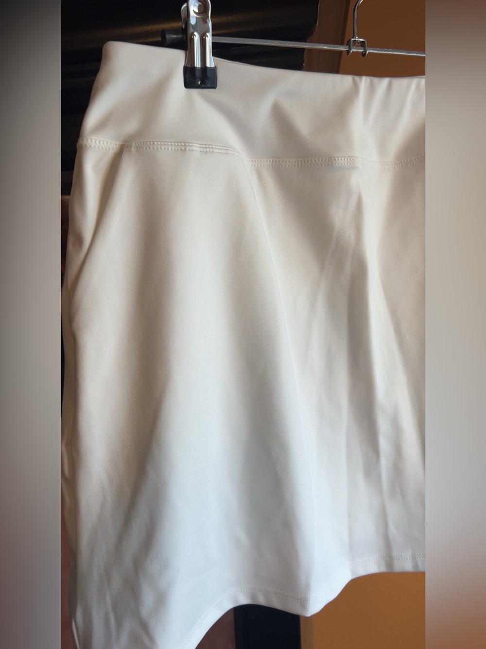 Tommy Bahama Golf | Classic White Skort Skirt Athletic Women’s - Picture 2 of 9